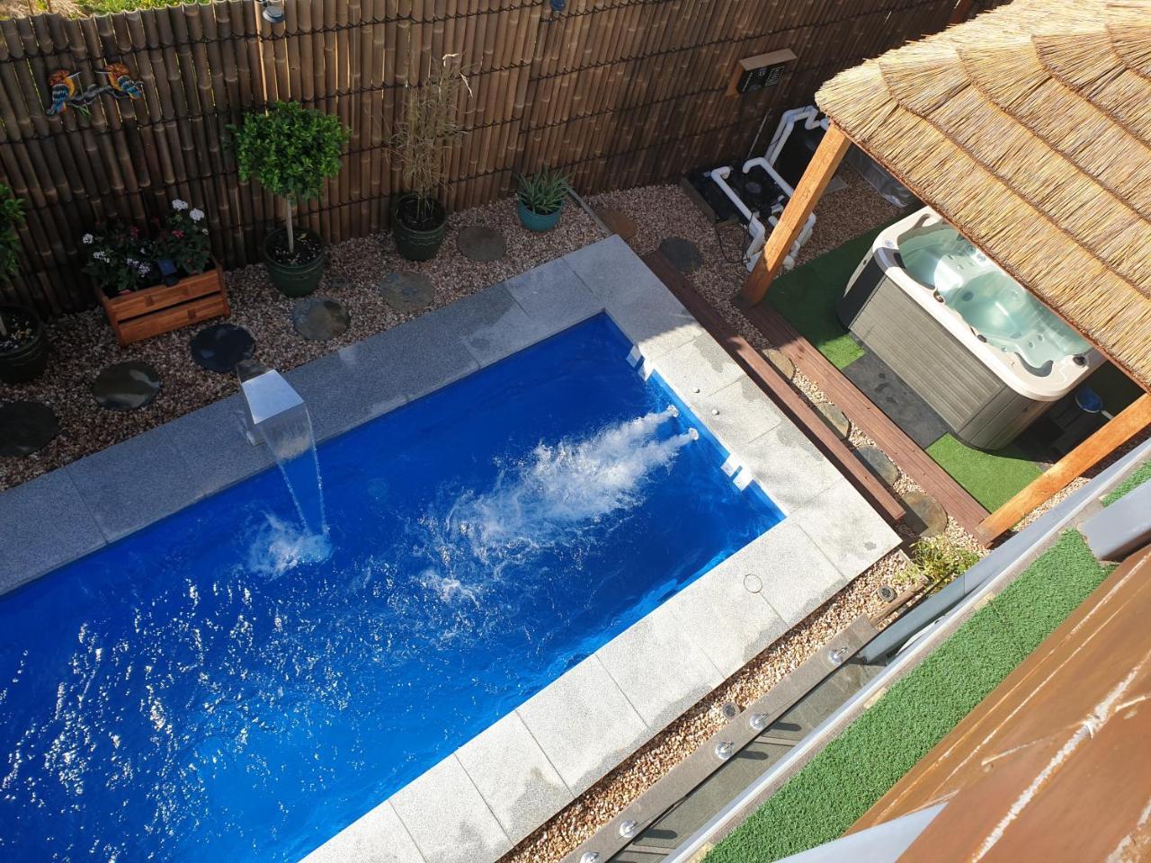 Villa Azura Daylesford Esterno foto